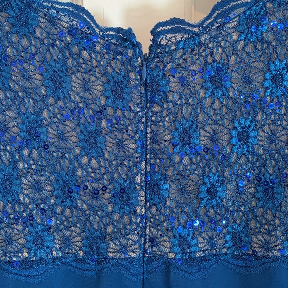 Petite Alex Evenings, blue, formal dress size 4P. - Picture 8 of 14